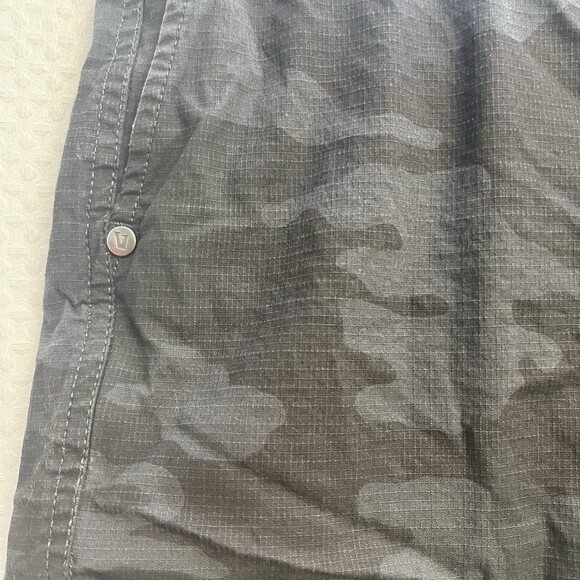 Vuori Is Women’s Ripstop Black Camo Organic Cotton Running Hiking Shorts Medium - Picture 2 of 6